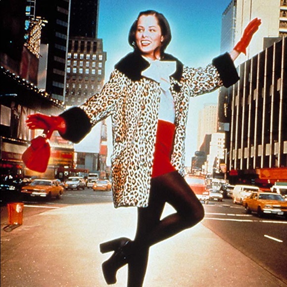 Meet your Posher, Bridget - Picture 5 of 8